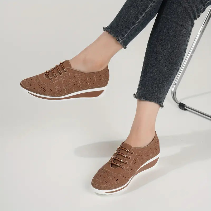 LAYLA | CASUAL LOW TOP WEDGE ORTHOPEDIC SNEAKERS