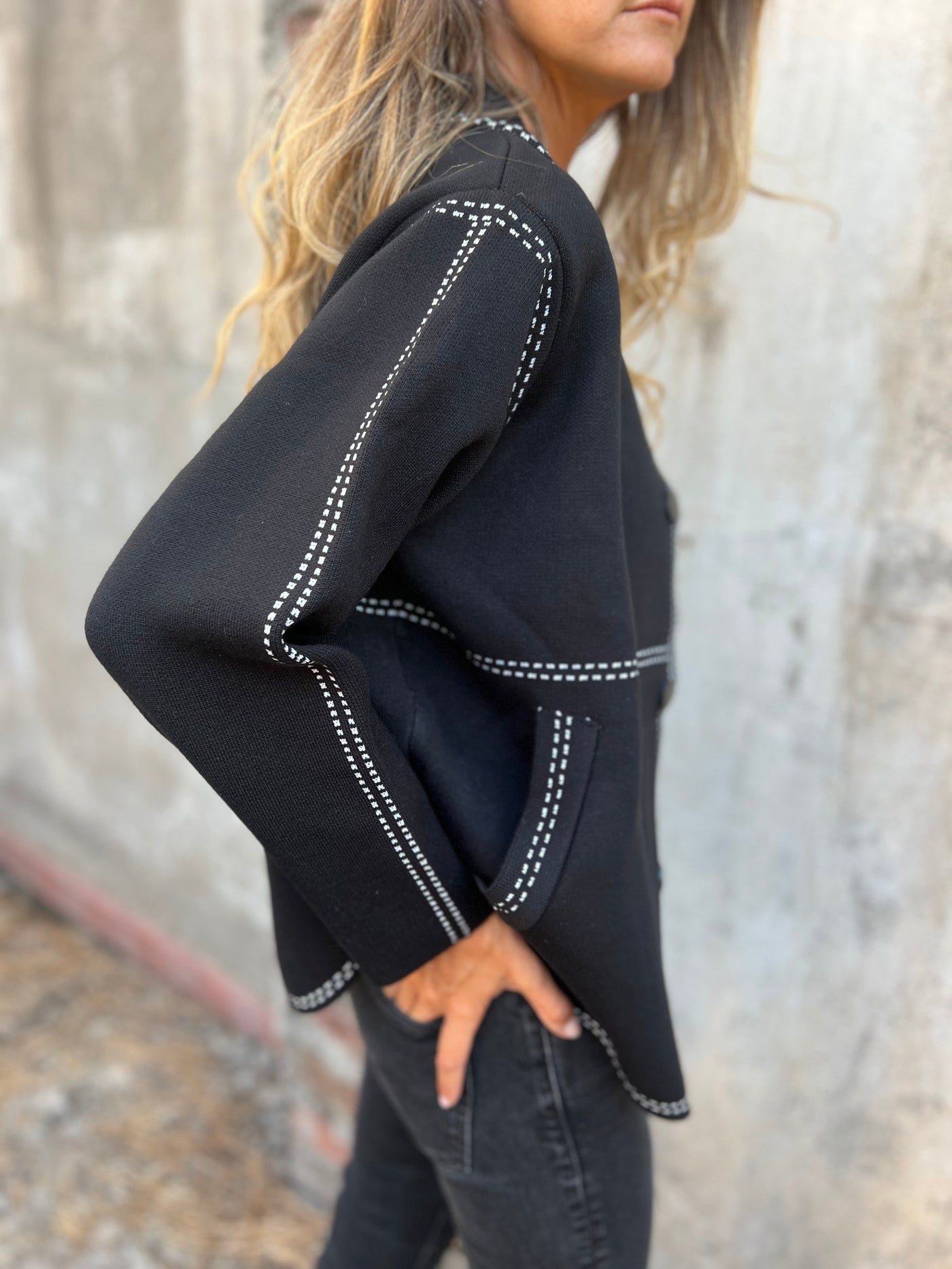 Anastasia | Elegant Buttoned Cardigan