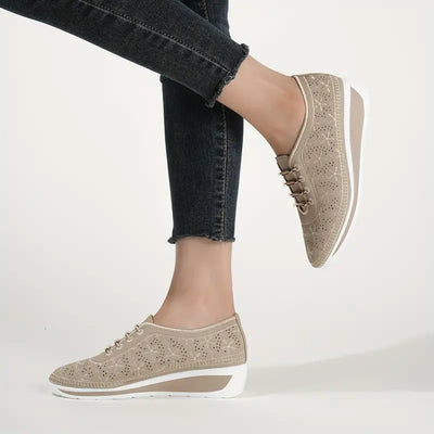 LAYLA | CASUAL LOW TOP WEDGE ORTHOPEDIC SNEAKERS