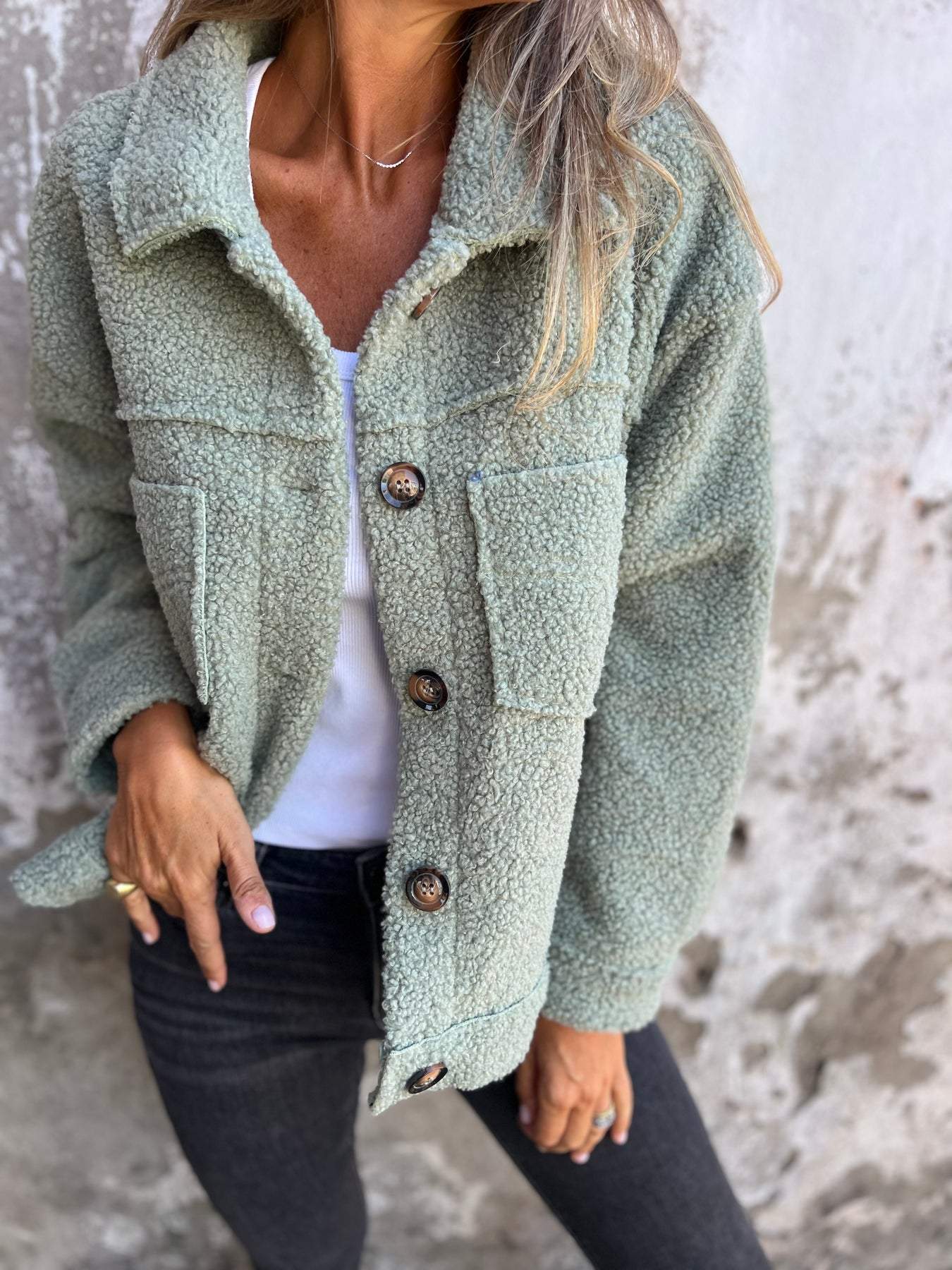 Mia - Stylish Autumn Jacket